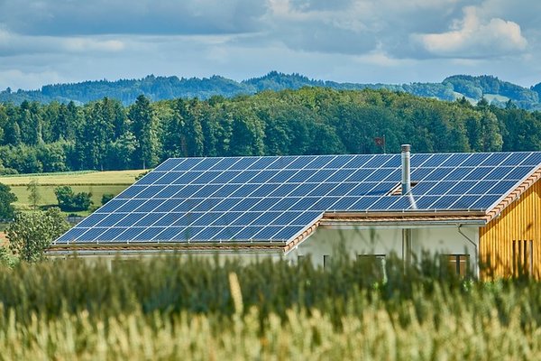 Panneau solaire photovoltaïque : une transition énergétique réussie